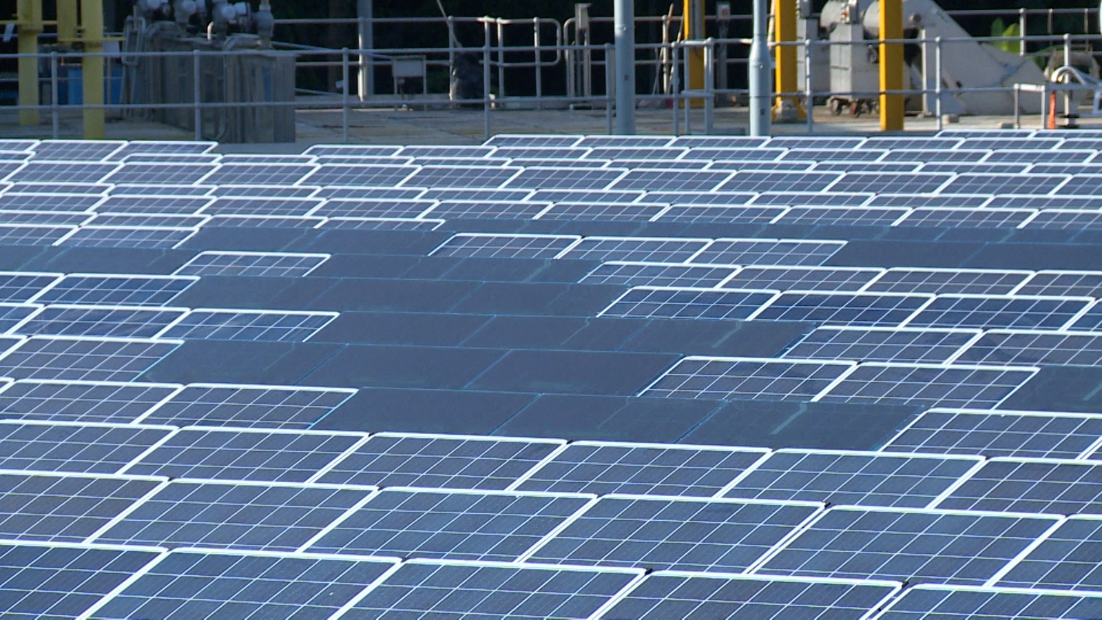 Hong Kong- invented cooling paint can be applied to the backsheet of solar panels to enhance their output efficiency.